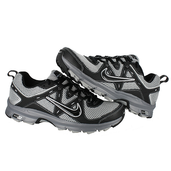 women's nike size 9 wide